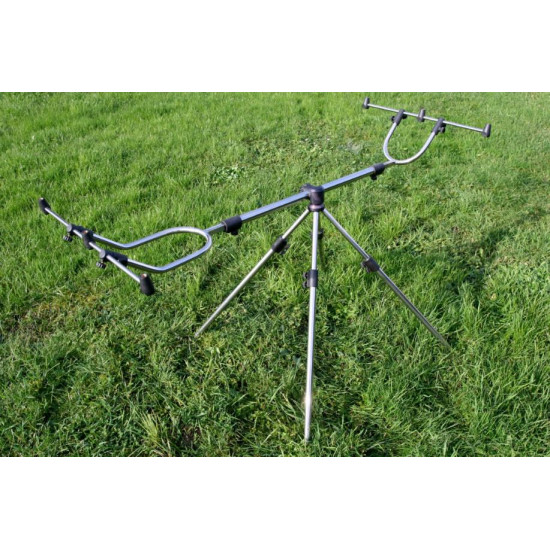 UGO ROD POD KVADRO PROHROM